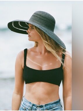 3162. FREE PEOPLE x Lack of Color Riviera Ultrawide Hat in Black Sz M NWT $159